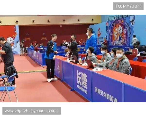 “滑轮赛场新势力崭露头角，成都滑轮中心成焦点”